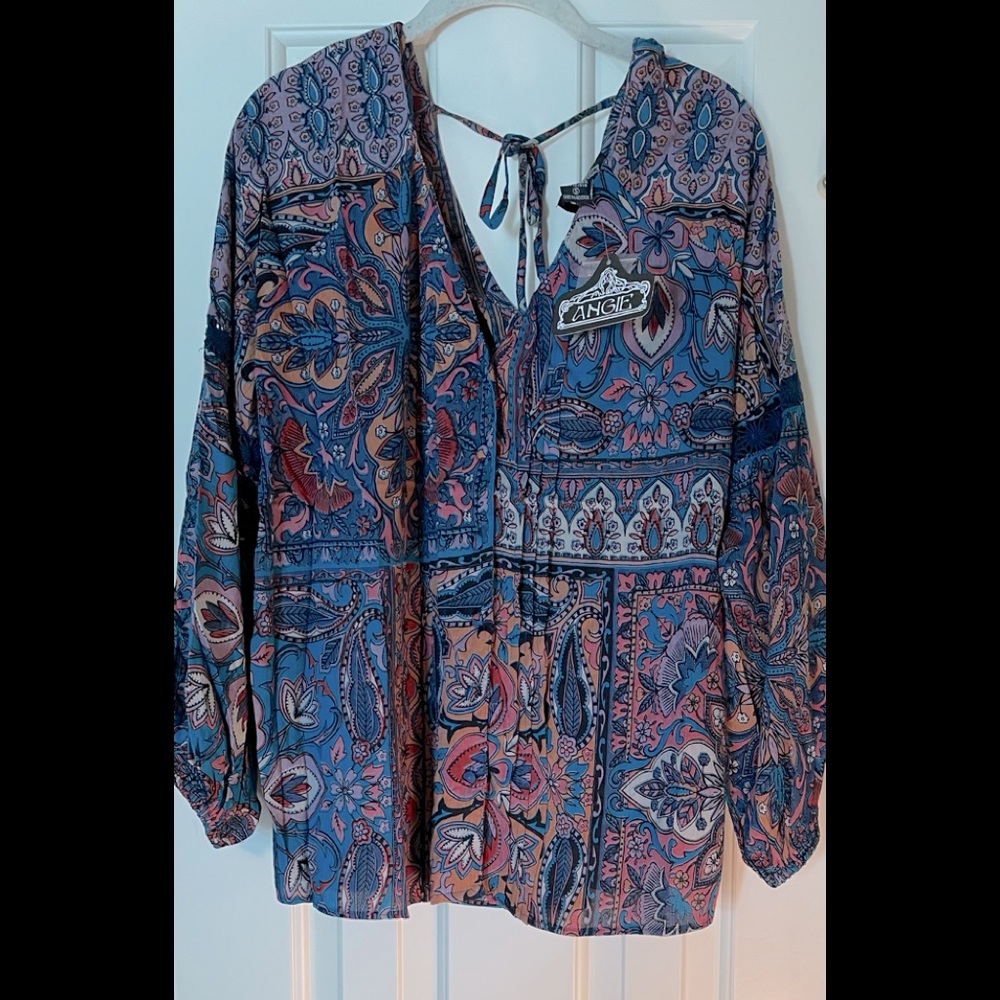 New cool hues boho top w/ crochet detail tie neck